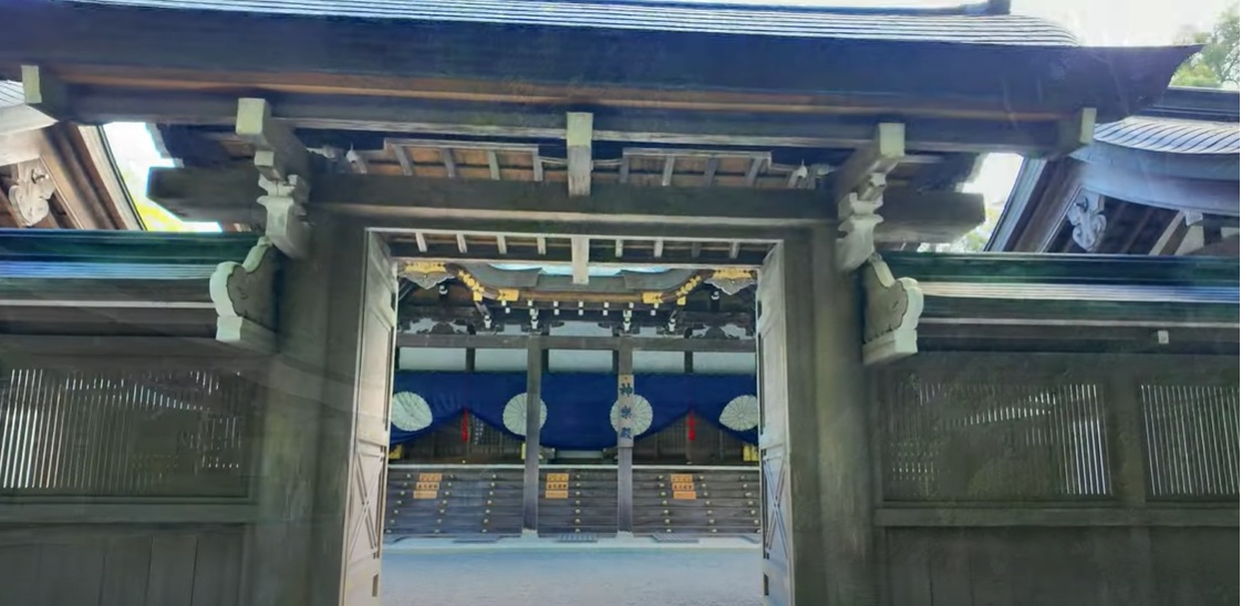 内宮　神楽殿です